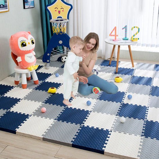 tapis d'éveil  bebe qui fait ses premier pas